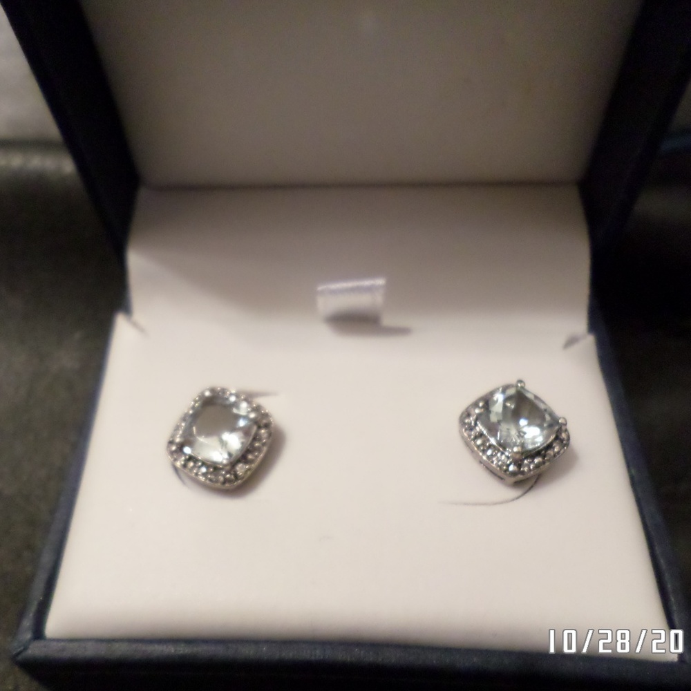 ❣️❣️SS Aquamarine & Created Sapphire earring❣️❣️